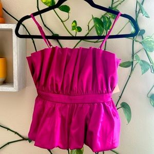 Cutest top ever 🌸💕Hurry you’re still on time for Gelatines!!!